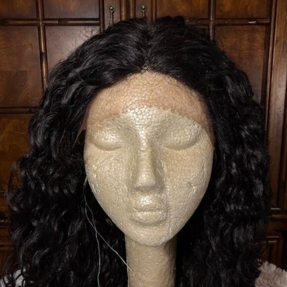 Isis Super Jacky 27" Lace Front Red Carpet Premiere Color 1B Wavy Synthetic Wig - Picture 3 of 16